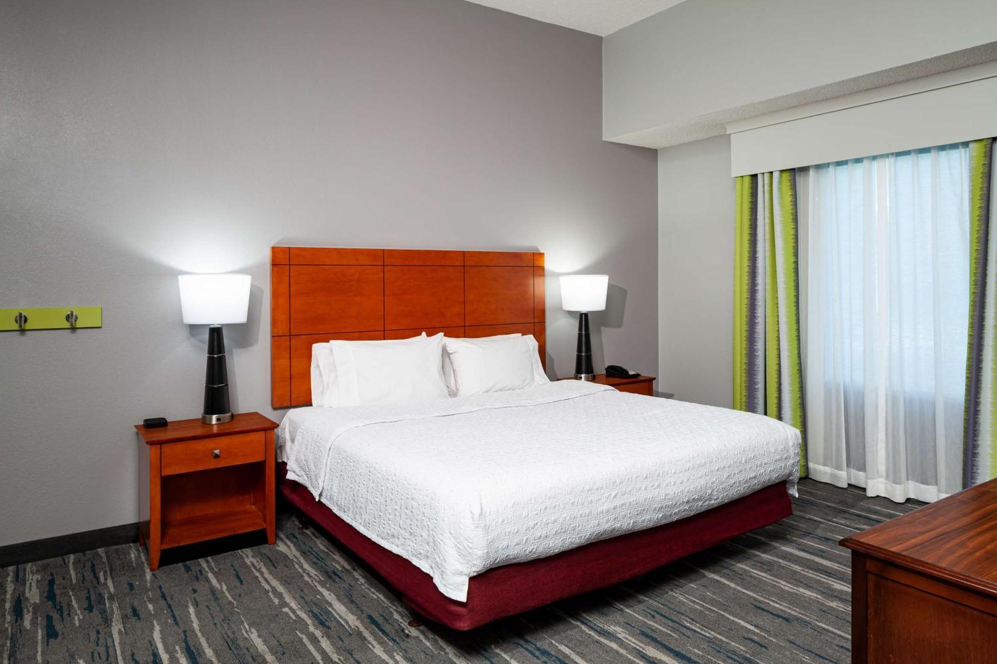Hampton Inn & Suites Mobile I-65@ Airport Boulevard Exterior foto
