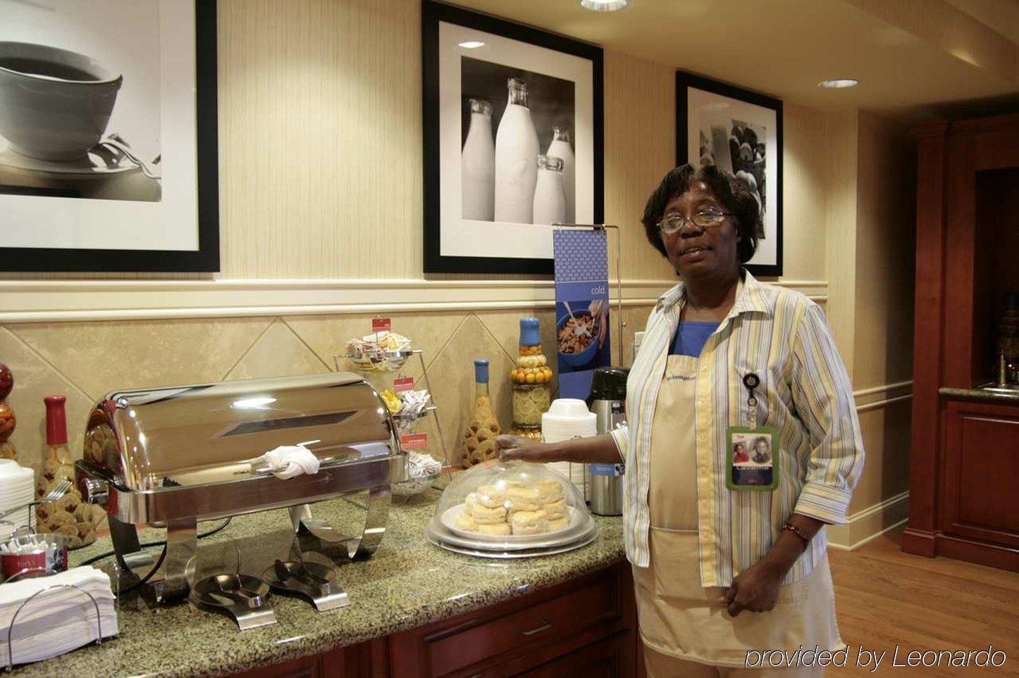 Hampton Inn & Suites Mobile I-65@ Airport Boulevard Restaurant foto