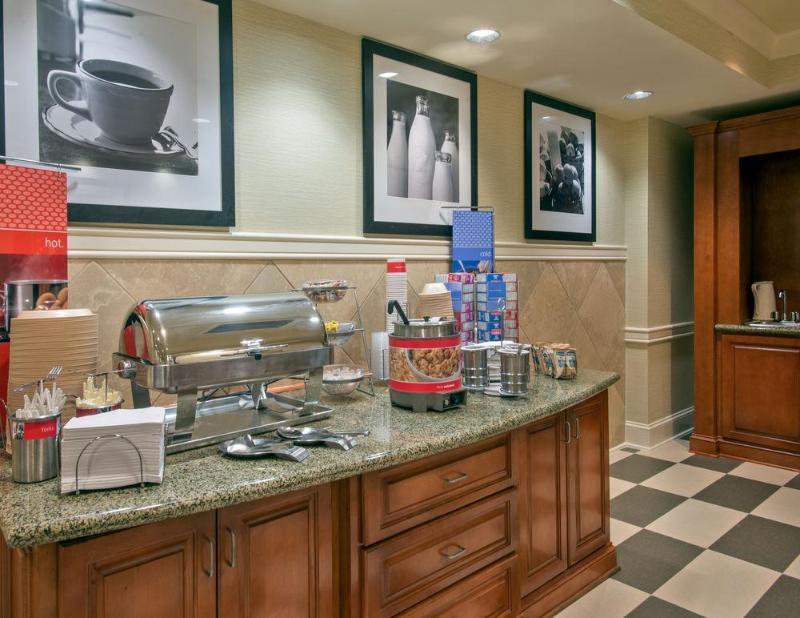 Hampton Inn & Suites Mobile I-65@ Airport Boulevard Exterior foto